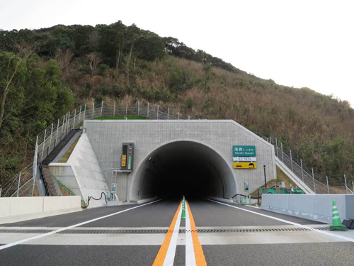 東九州自動車道　落鹿トンネル工事