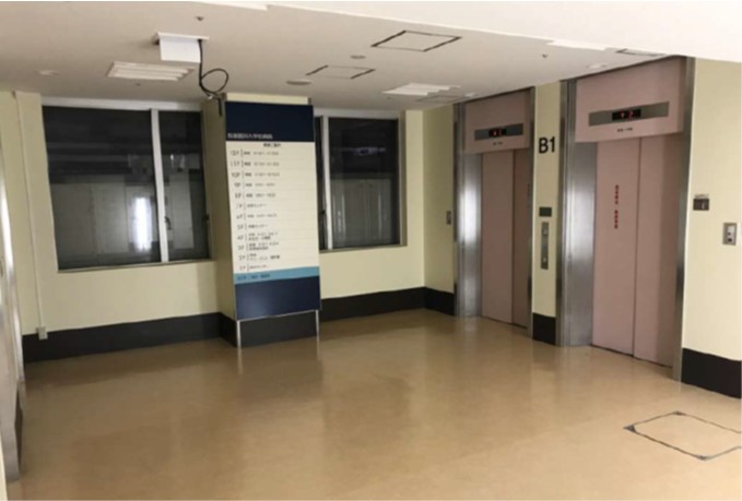 病棟階エレベーターホール
