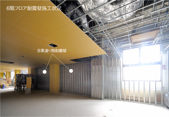 <写真>