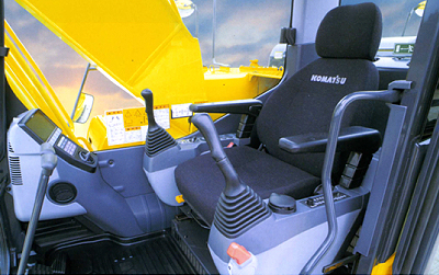 左側の作業機運転席のイメージ図