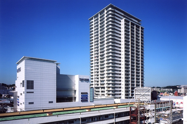 新杉田駅前地区市街地再開発ビル