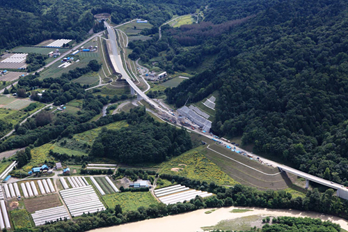 北海道横断自動車道 久留喜工事